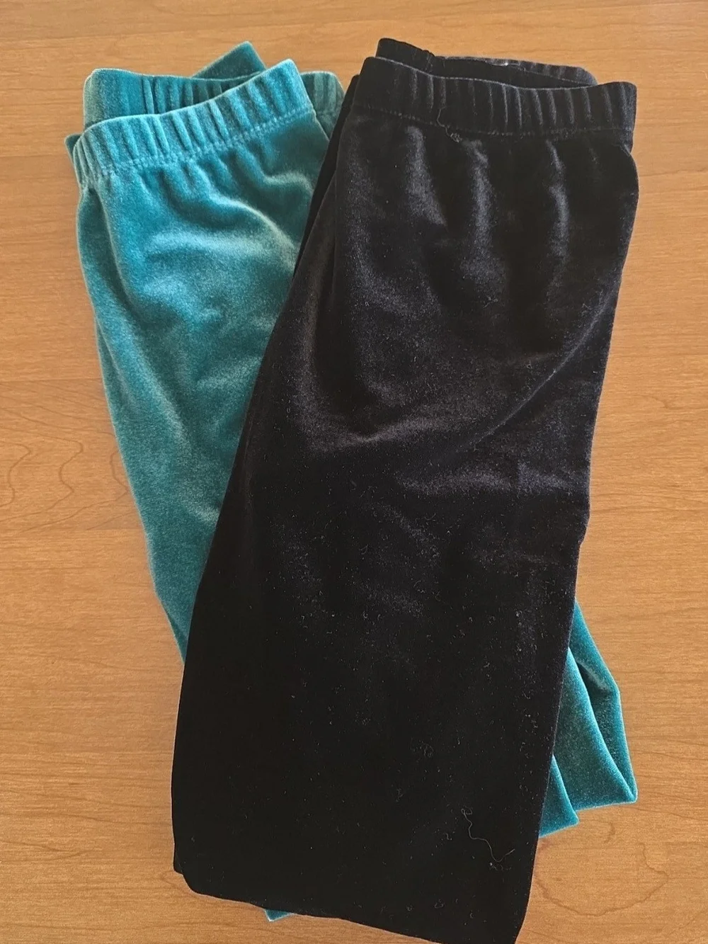 Cat & Jack Black and Teal Velvet Leggings - Girls